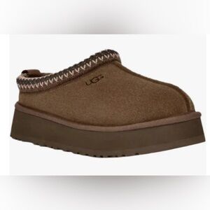 UGG Brown Women's Slippers